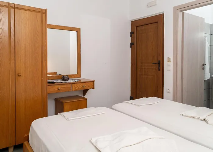 Akrotiri Apartments