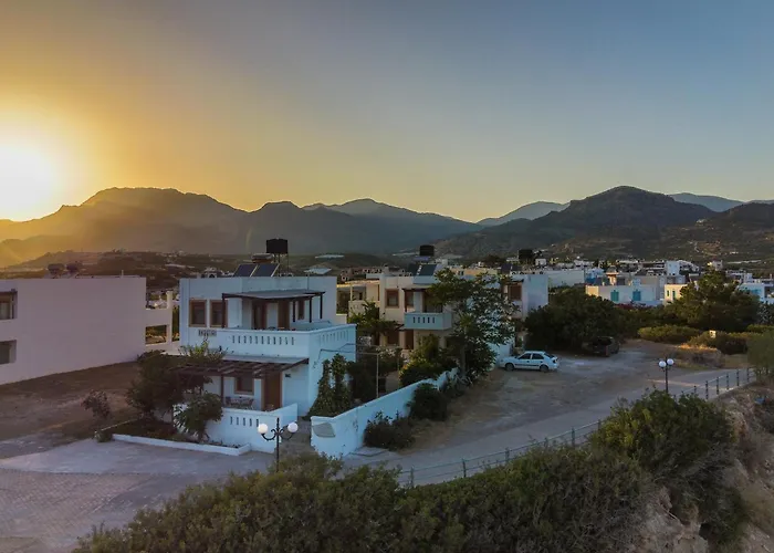 Akrotiri Apartments