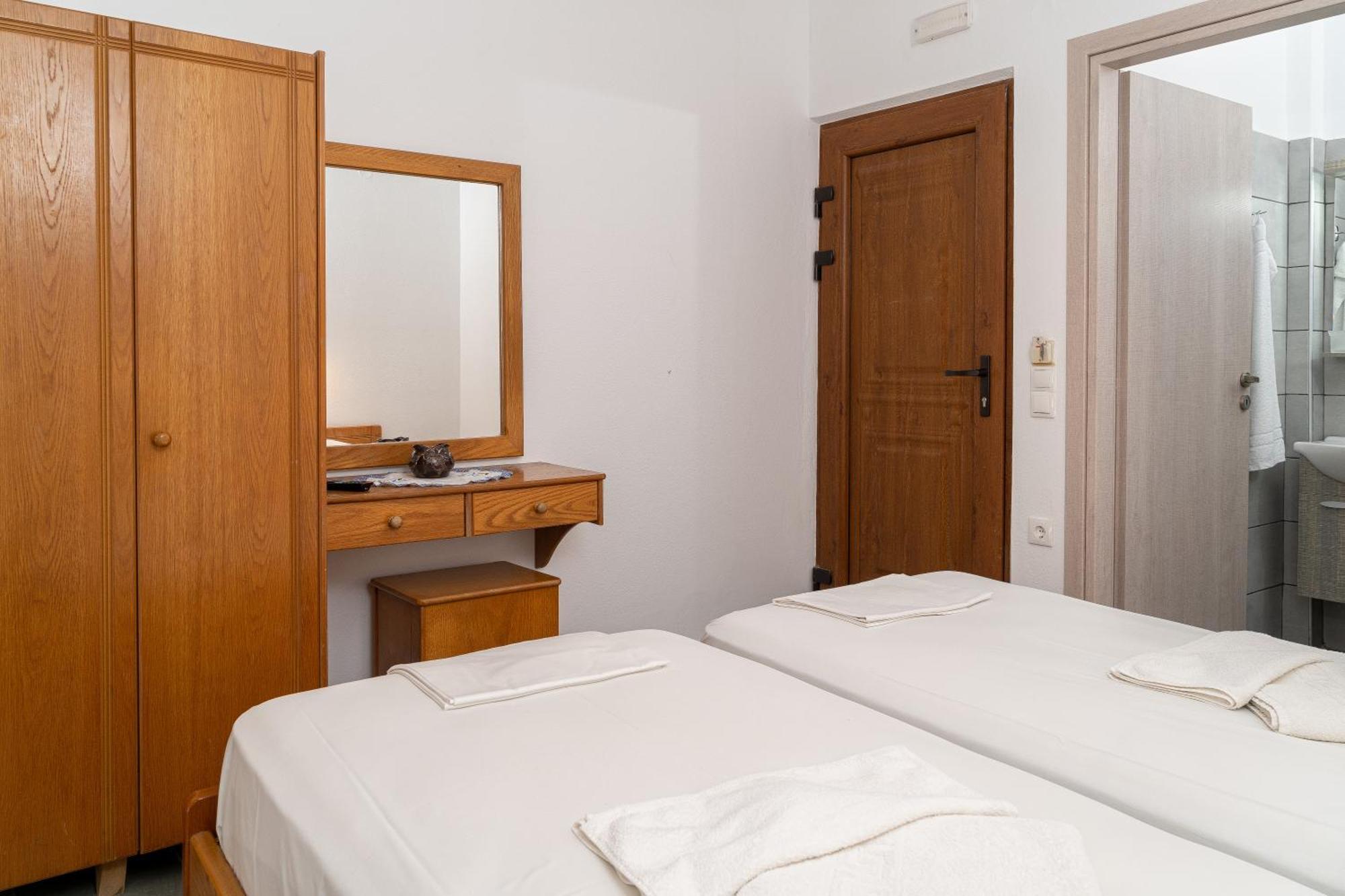Apartment Akrotiri *