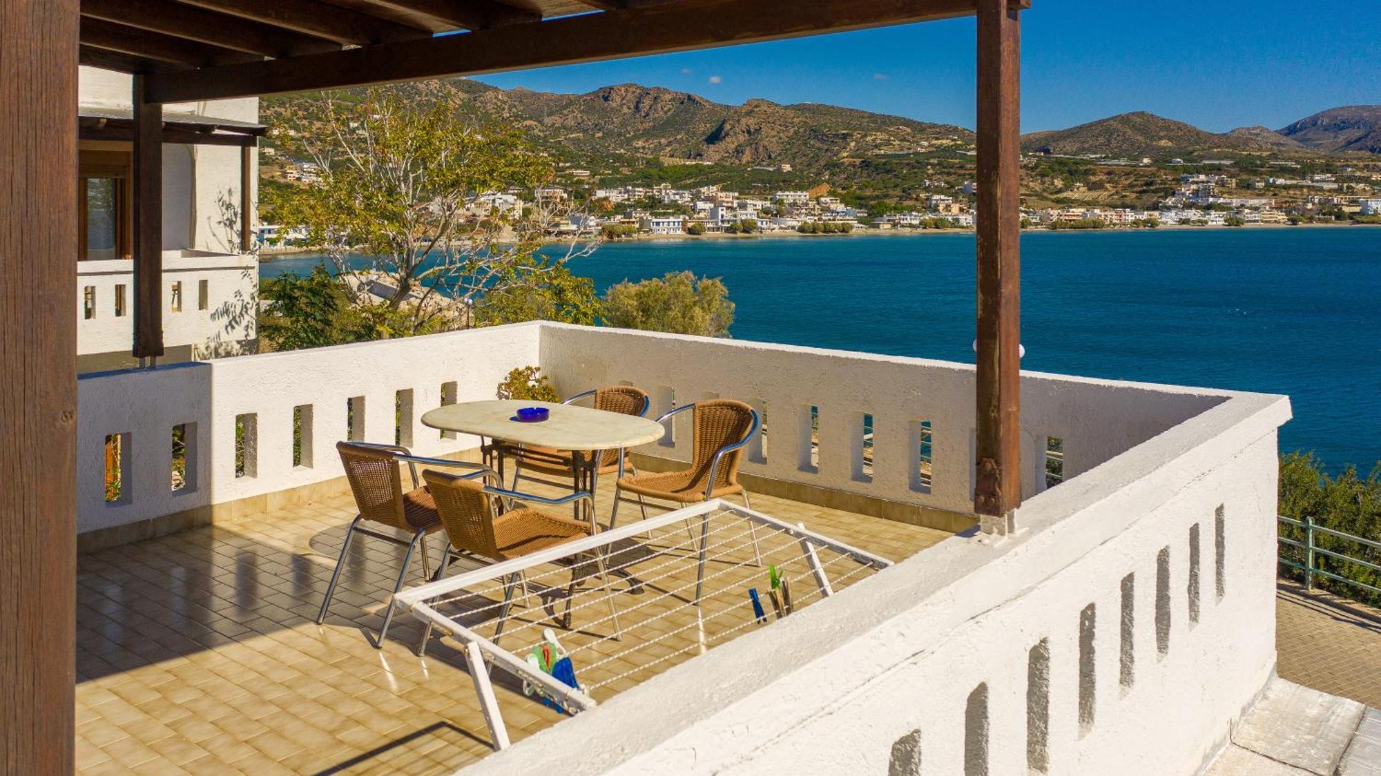 Apartment Akrotiri